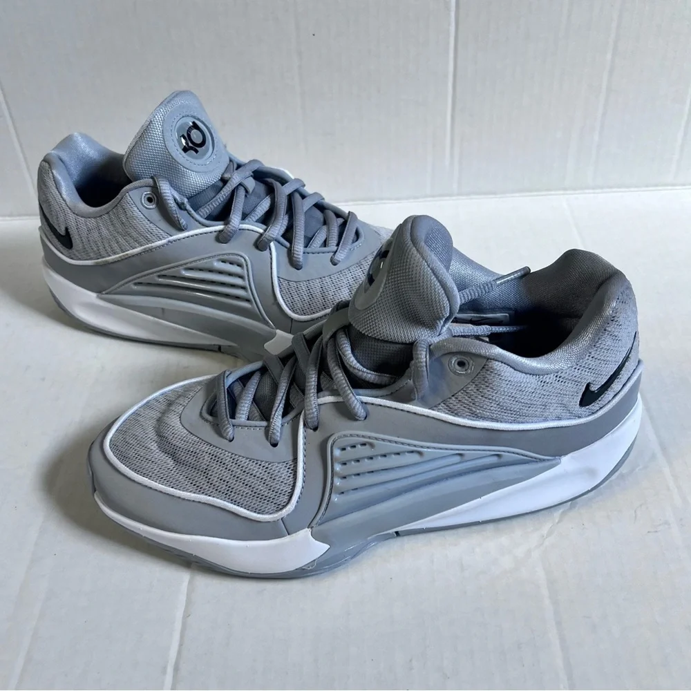 Nike Kevin Duran basketball shoes size‎ 6.5